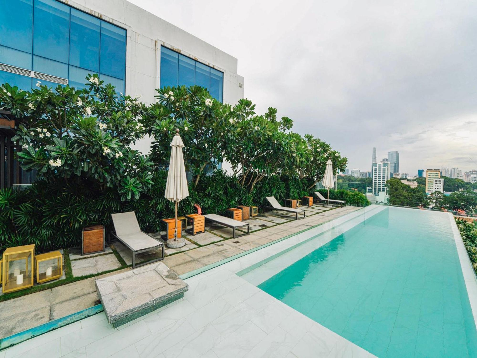 Serenity Saigon Sky Villas - Free One Way Airport Shuttle Ho Chi Minh City Bagian luar foto