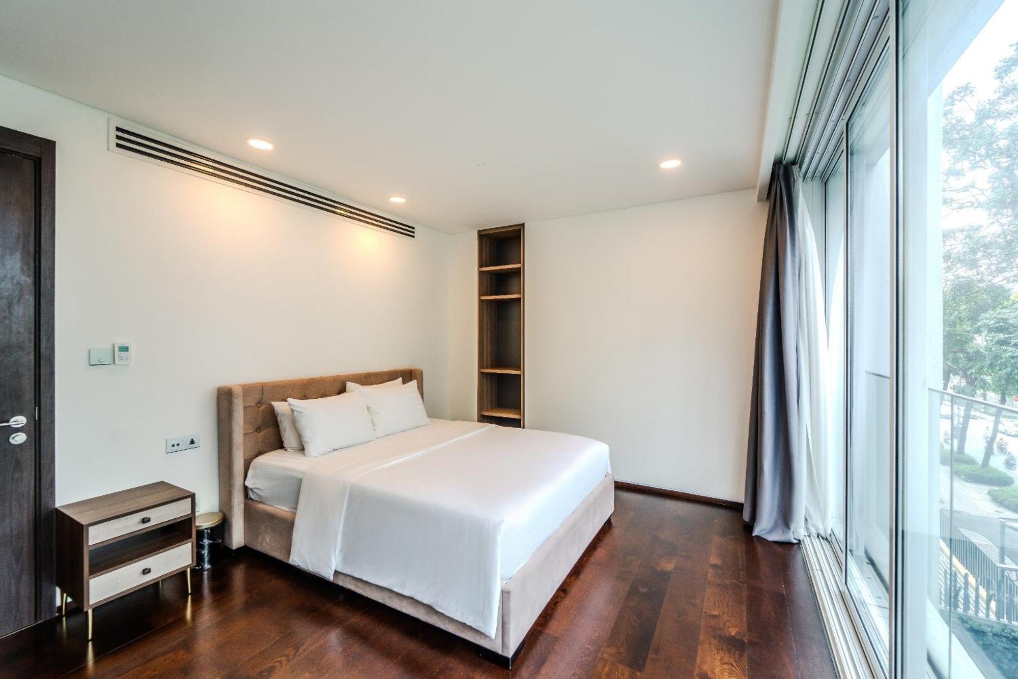 Serenity Saigon Sky Villas - Free One Way Airport Shuttle Ho Chi Minh City Bagian luar foto