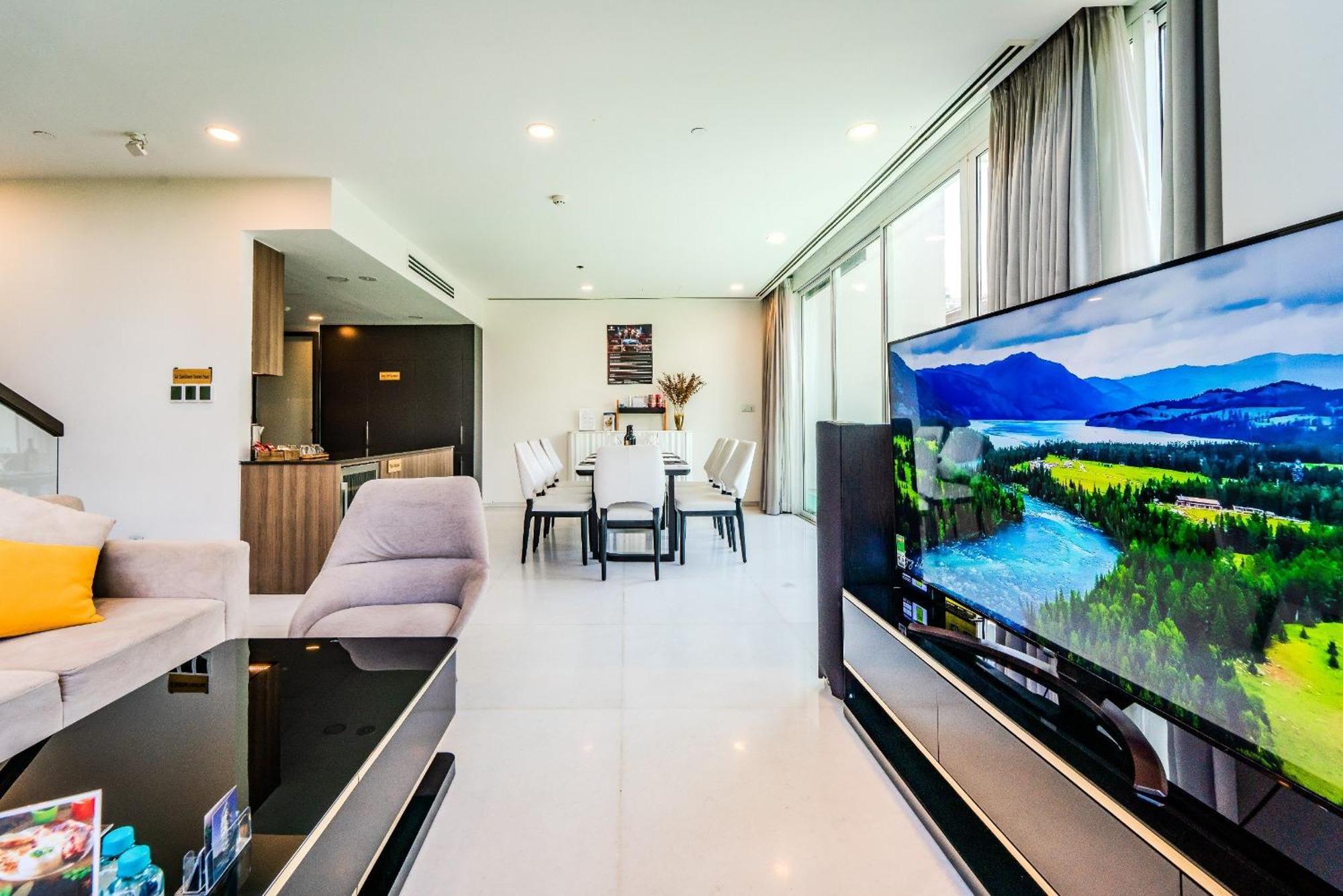 Serenity Saigon Sky Villas - Free One Way Airport Shuttle Ho Chi Minh City Bagian luar foto
