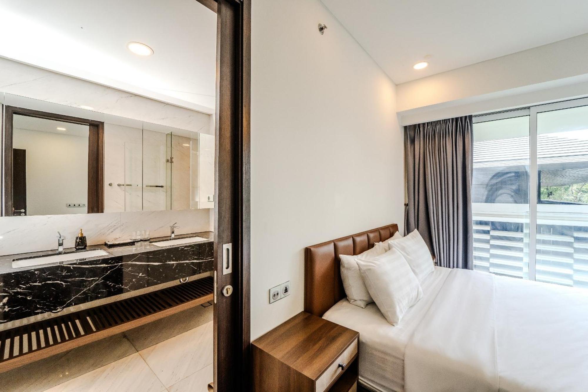 Serenity Saigon Sky Villas - Free One Way Airport Shuttle Ho Chi Minh City Bagian luar foto