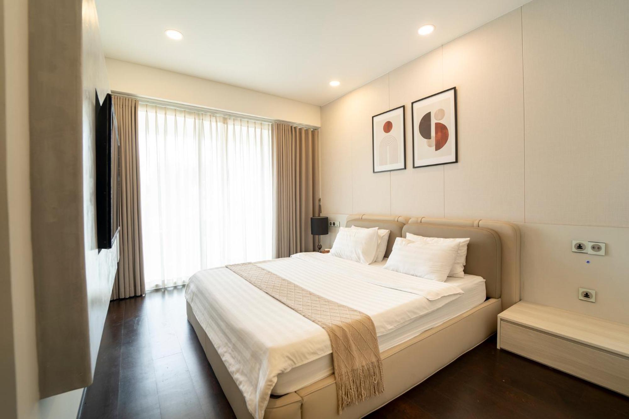 Serenity Saigon Sky Villas - Free One Way Airport Shuttle Ho Chi Minh City Bagian luar foto
