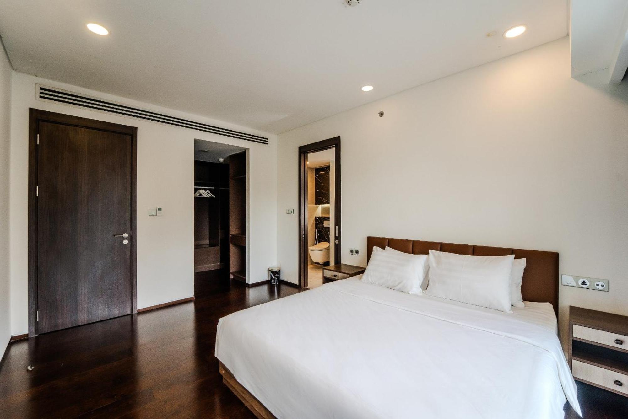 Serenity Saigon Sky Villas - Free One Way Airport Shuttle Ho Chi Minh City Bagian luar foto